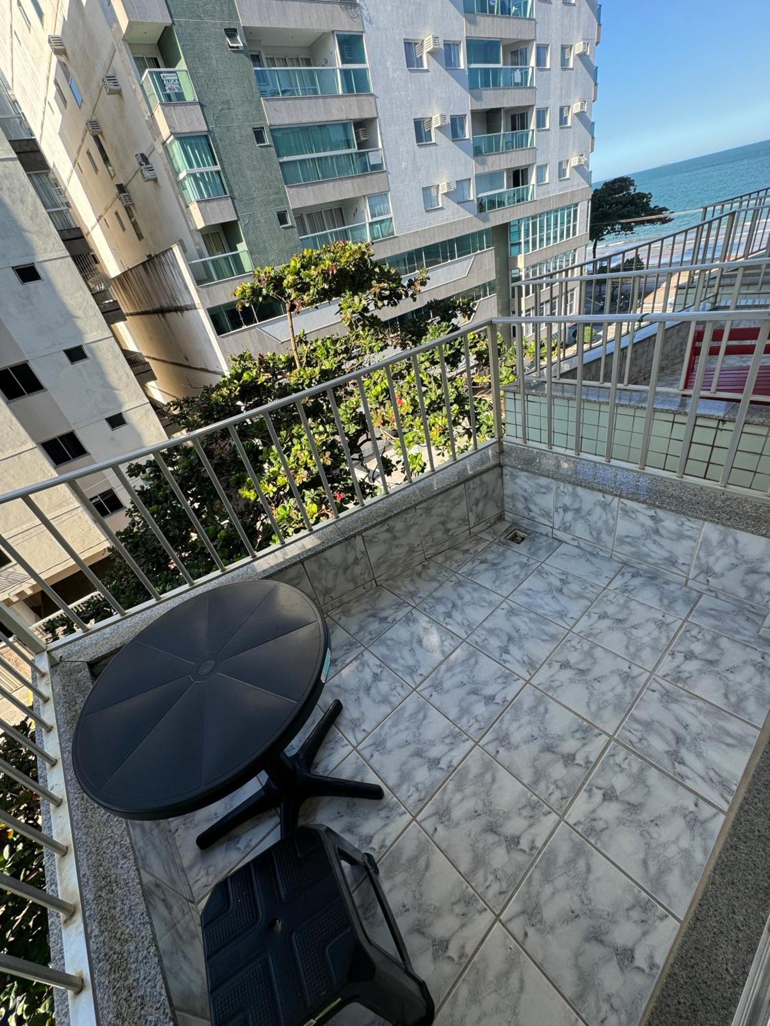 Apartamento Vista Mar 209 - 2 Quartos - Praia Do Morro - Predio Frente Mar - Varanda Com Vista Mar - Elevador - Atravessou A Avenida, Ja Esta Na Praia - Com Garagem - Internet Guarapari Ngoại thất bức ảnh